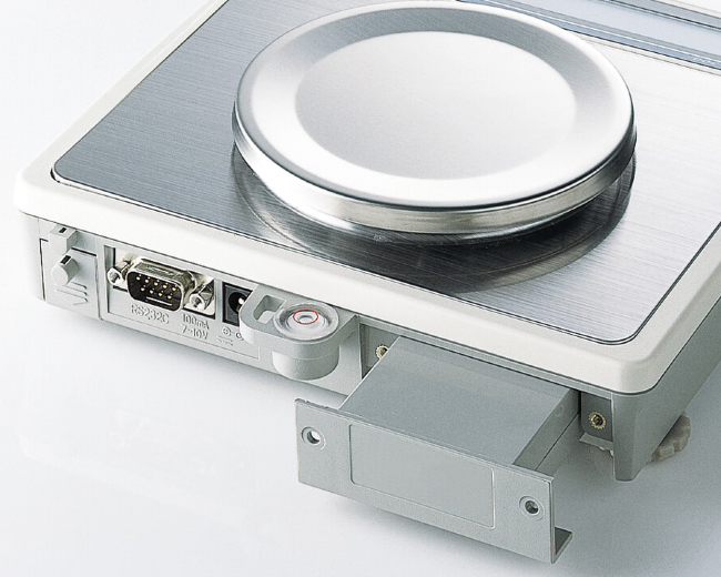 Электронные лабораторные весы AND EK-410i